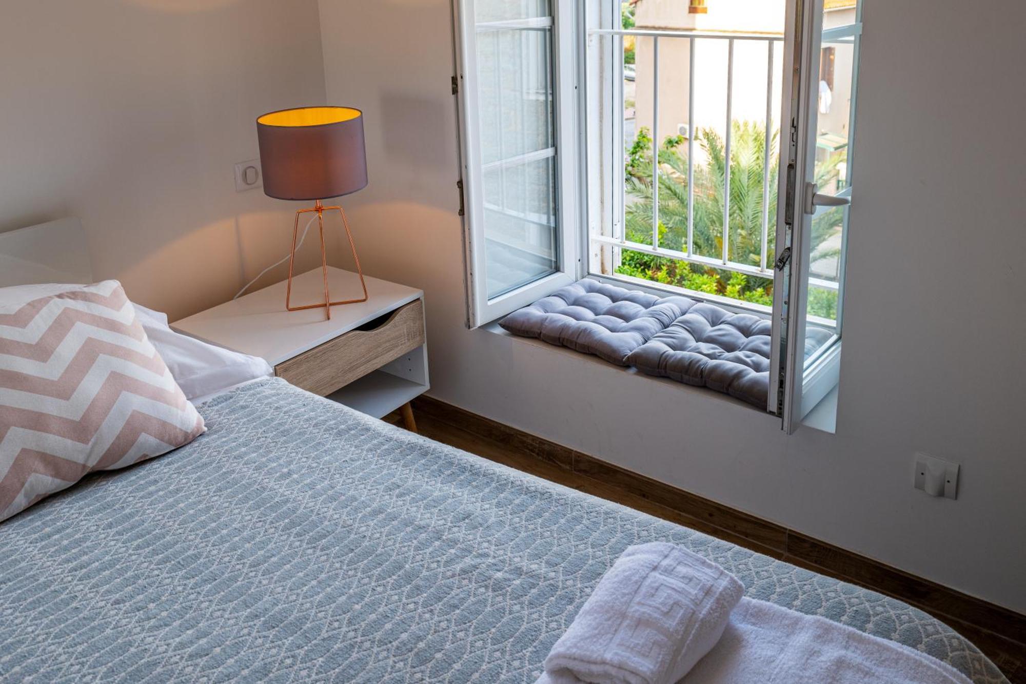 Duplex En Plein Centre Lägenhet Propriano  Exteriör bild